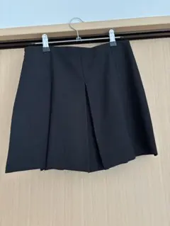 新品未使用　ブラック プリーツミニスコート　キュロット M