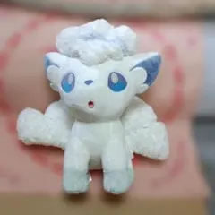 ポケモンセンター ふわふわ 抱き ぬいぐるみ ロコン アローラロコン