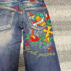 RED PEPPER 花柄刺繍デニムのサムネイル