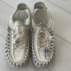 KEEN UNEEK スポーツサンダル 25.5cm ホワイト