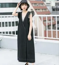 KBF ノースリーブ Vネック ワンピース ダークグレーのサムネイル