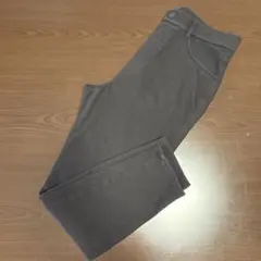 UNIQLO ウルトラストレッチレギンスパンツ