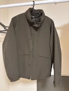 ユニクロ スタンドブルゾン