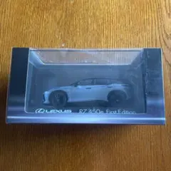 LEXUS RZ 450e First Edition ミニカーのサムネイル