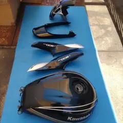 特別値引中！【純正新車外し】Z900RS 2021タイガーカラー 外装フル