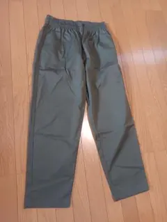 (GU・未使用に近い)シェフパンツ(オリーブ)