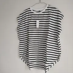 新品＊coca ボーダー柄 半袖Tシャツ Mサイズのサムネイル