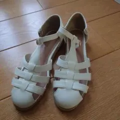 GLOBAL WORK　 ラクッション　グルカンサンダル 　白　M24㌢