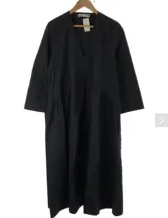 【ZARA】Vネックロングワンピース