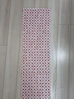 いちご ハート柄 キルティング生地 はぎれ