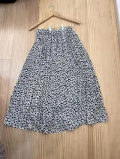 花柄 プリーツロングスカート Fサイズ　ローリーズファーム