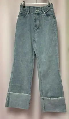 ⭐️お値下げ⭐️美品　INGNI ロールアップデニムパンツ