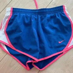 NIKE ショートパンツ