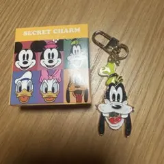 ディズニー　シークレットチャーム　グーフィー