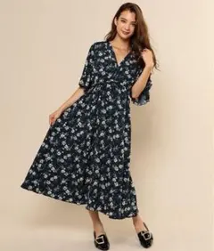 春夏　ロイヤルパーティー　花柄　ワンピース