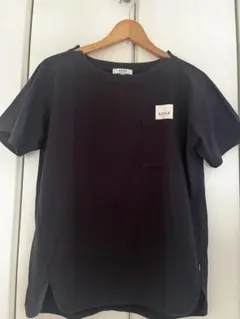 used AIGLE 黒 半袖Tシャツ Mサイズ　デザインポケット　ロゴ