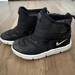 NIKE キッズ ブーツ ブラック15cmのサムネイル