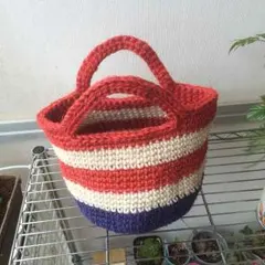 売り切り処分  麻ひもで編んだ星条旗カラーバッグ