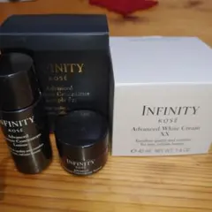 最終お値下げ　INFINITY アドバンスト ホワイト クリーム XX 40g