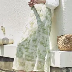 dazzlin タイダイ風フラワーストレートスカート