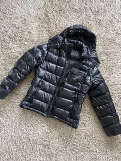 UNIQL黒ダウンジャケット メンズ　Sサイズ フード付き