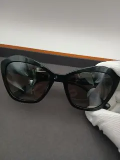 Item thumbnail for item be988c66-b72c-4e52-9516-88790da96035