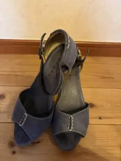 【SALE】※箱なし　REGAL レディース サンダルのサムネイル