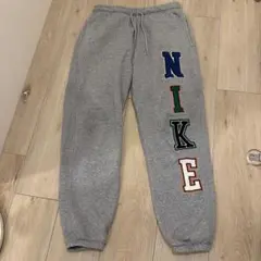NIKE グレー スウェットパンツ Mサイズ