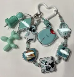 シルバー　カスタムビーズ　チャーム付きストラップ　ティファ