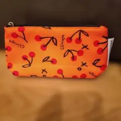 クリニーク×ドナルドのポーチのサムネイル