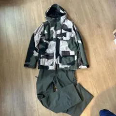 スノーボードウェア　上下セット　ボルコム　volcom