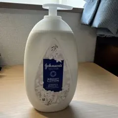 毛穴小町クレンジングオイル ビオレ UV ジョンソンボディローション 3点セットのサムネイル