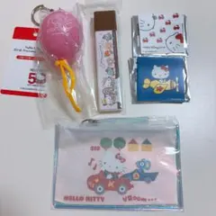 ハローキティ　キーホルダー・ポーチ　セット