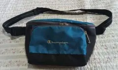 Champion チャンピオン　ボディバッグ ウエストポーチ　ポーチ　かばんのサムネイル