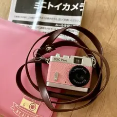 ミニトイカメラ　ストラップ、フォトアルバム、説明書付きのサムネイル