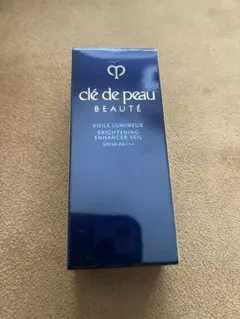 clé de peau ヴォワールルミヌ 30ml