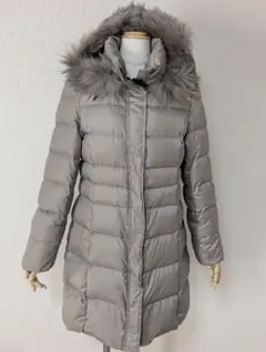 訳有り「INDIVI」カーキチノカラー系！衿ファー付属の軽量ぬくぬくダウンコート