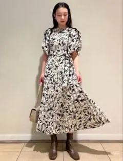 SNIDEL　2wayボリュームスリーブプリントワンピース　Sサイズ