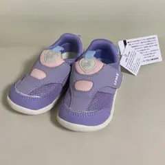 Item thumbnail for item 23ce51cc-4c9f-4fb4-ad50-3ffb32bd1956