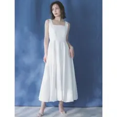 anuans アニュアンス スクエアネックバルーンフレアワンピース