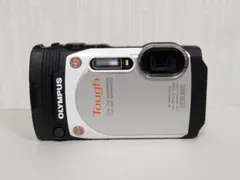 OLYMPUS Tough TG-860 コンパクトデジタルカメラ
