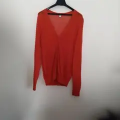 ユニクロ　オレンジ　カーディガン