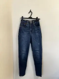 Levi's PREMIUM HIGH RISE BOYFRIEND デニム25