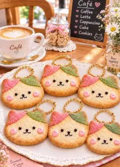 深夜価格！和風三毛猫 クッキー風 キーホルダー ハンドメイド