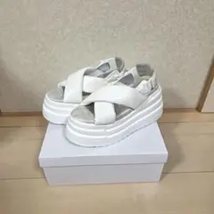 新品 YOSUKE ヨースケ 厚底サンダル レディース 25㎝ ホワイト箱付きのサムネイル
