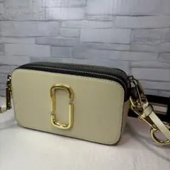 MARC JACOBSマークジェイコブス ショルダーバッグ クリーム ブラックのサムネイル