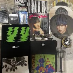 SixTONES ライブグッズセット　全15点のサムネイル
