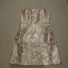 【新品】Forever21 エレガント花柄ワンピース ピンク×シルバー Sサイズ