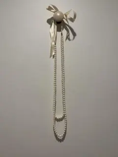 ホワイトパール風リボン付きネックレス