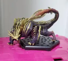 モンスターハンター　モンハン　フィギュア　マガイマガド2